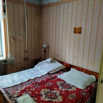 Сдам 4-х комнатную квартиру на Титова