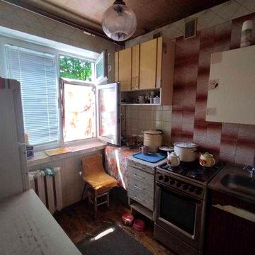 Продам 2-к кв р-н трк Украина, 605 мр, метро Барабашово