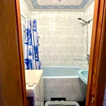 Довгострокова оренда 3к Квартира Бєляєва Замполіта вулиця