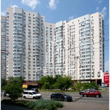 Олександра Мишуги вул., 8