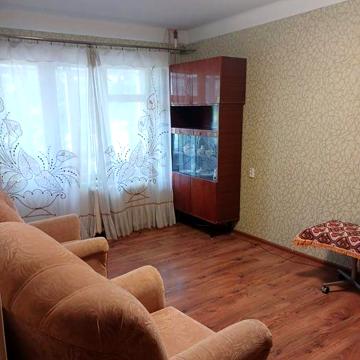 Здається 2х кімнатна квартира в центрі Космоса