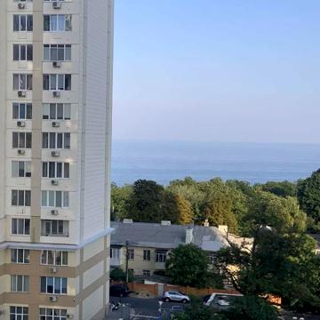 Новоберегова вул., 12-А