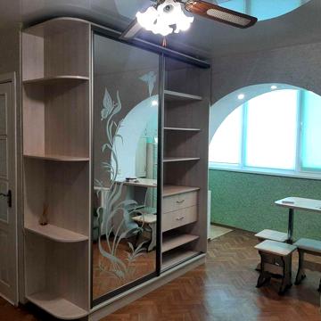 Здається невелика 2кк пр.Центральний, 140, ц9