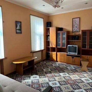 здам 2-ох кімнатну квартиру на Пушкіна