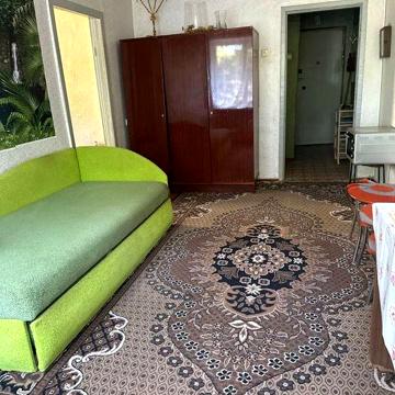 Продаж 2кім. квартири від власника, фасад будинку вул. Коротченко