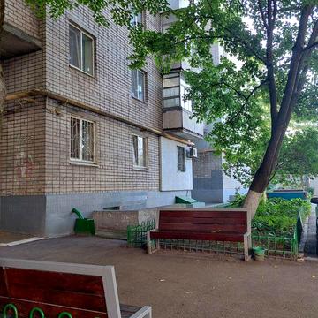 2 ком на Леваневского (Львовская) 10.  Удобная локация