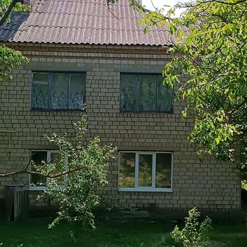 Продається 3-х кімнатна квартира в селі Райгород