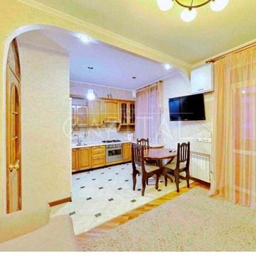 Продаж квартири в центрі Києва,  Печерськ, Кловський узвіз 14/24