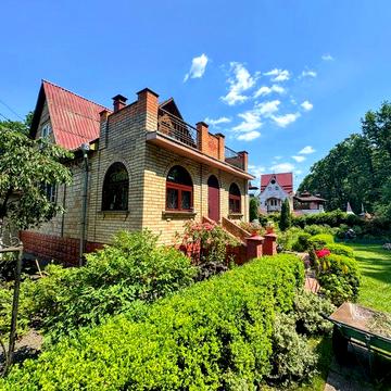 Капітальний будинок (дача) серед лісу в 12 км від Києва / с. Стоянка