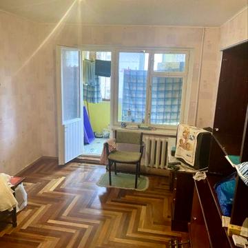 Продаётся 2 ком кв по ул. Ладожская на Бородинском!