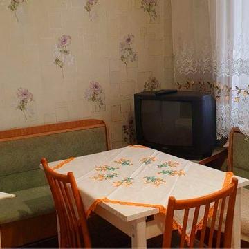 Продам 2-к квартиру Ратушного 33