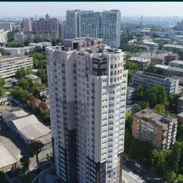 Продаж 4 кімн кв 111 кв.м Іоана Павла ІІ Лумумби буд 11 Печерськ