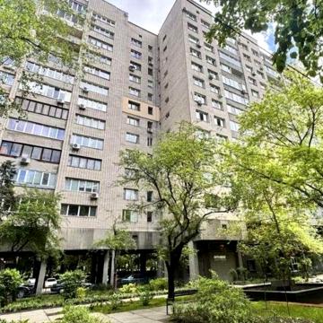3-кімн. 79.8кв.м. вул.Омеляновича-Павленка Михайла (Суворова) 13.