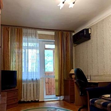 Продам 1к квартиру М. Дорогожичі в гарному стані