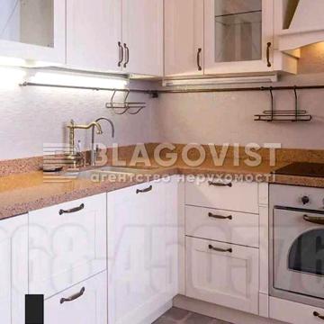 Продаж квартири вул.Порика 17, 4кімн., 92кв.м.