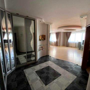 Продається 3к квартира 137м2 Сверстюка 52В метро Лівобережна,Русанівка