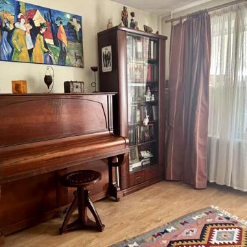 Почайнинська вул., 13/9