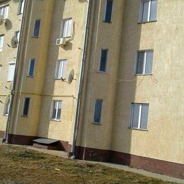 2 комнатная квартира в новом доме на Каролино Бугазе.