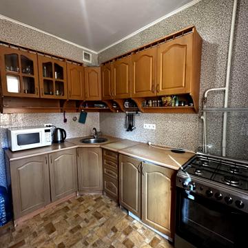 Олімпійська вул., 8-А
