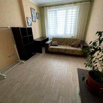 Здам 1к.кв по вул Київська"Лісовий квартал"-12000грн.