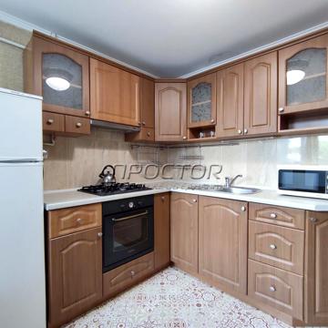 Березняківська вул., 36
