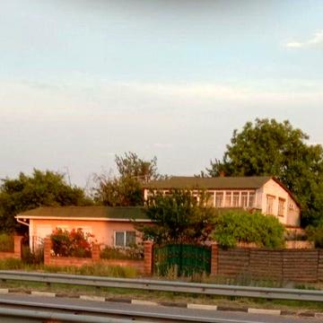 Дім 54 кілометри від Києва