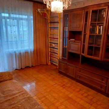 Сдам 2 ком Дарницкая площадь,ул.Каунасская8/2