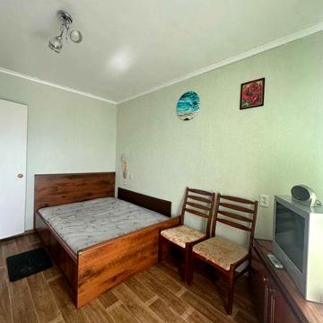 Ялтинська 5а, м Бориспільська, затишна 1к квартира біля парку!