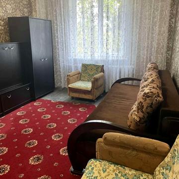 Сонячний мікрорайон вул., 50
