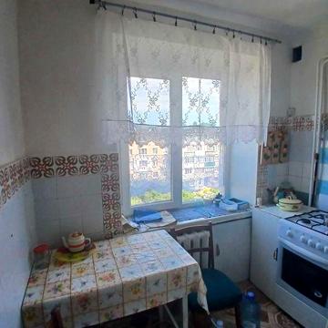 2-х кімнатна квартира в районі 14 школи