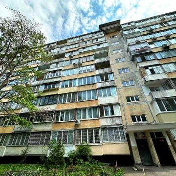 Продам 3-к квартиру 73 м2 на Русановке! 15 мин. пешком м.Левобережная!