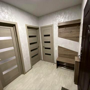 Стрітенська 18 новобудова з паркінгом