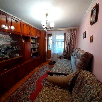 Оренда 1 кім. Широка, 30 кв.м., 7/9ц, 8000 грн