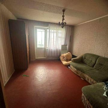 Продам 3 ком  на Жадова
