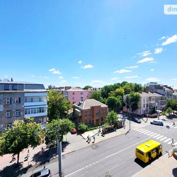 Продаж 3к Квартира Театральна вулиця