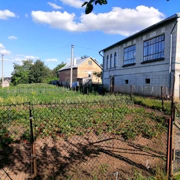 Продається будинок в смт. Підволочиськ.