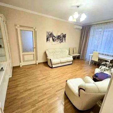 Здається в оренду 2 кімнатна квартира, вул. Богдана Гаврилишина, 15/1