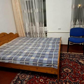 Квартира Оренда 2 кімн.Без комісії. Біля церкви Анни
