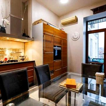 3-кімнатна квартира в центрі Києва, вул. Лютеранська, 7/10, 118 м²
