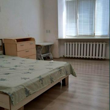 Італійський бульв., 4