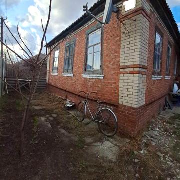 Продам дом в пгт Новоопокровка,18 км от Харькова