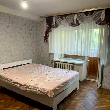 Преображенська вул. (Івана Клименка), 16