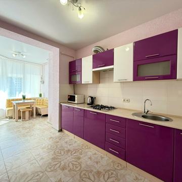 Боголюбова вул., 32
