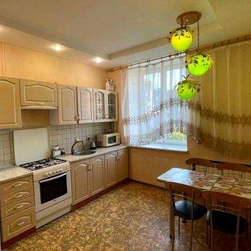 Продам хорошую 2к квартиру в центре/яворницкого/пасаж