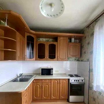 Продаж 2К квартири з ремонтом Лаврухіна 15/46 Троєщина