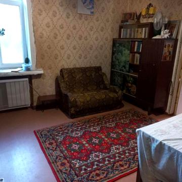 Сдам 2-к в 5 этажном доме на 3 этаже на хтз