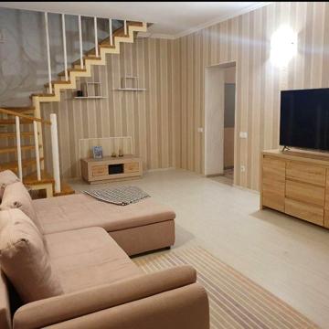 З 10-15 липня Трьорівнева квартира на Оболонській Набережній, 3