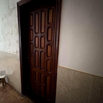Світла квартира з горищем під житло у Хирові