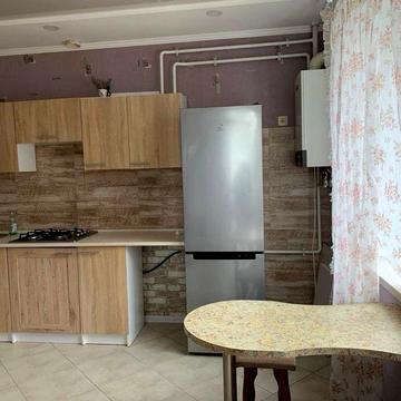 Оренда двох кімнатноі квартири Виставка