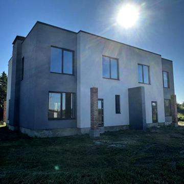 Продам дуплекс, таунхаус с. Горенка в Центрі р-н Пуща-Водиця, $450/м2